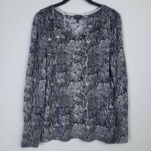 Talbots Womens 100% Merino Wool Pullover Sweater Black Cream Medium Snake Print